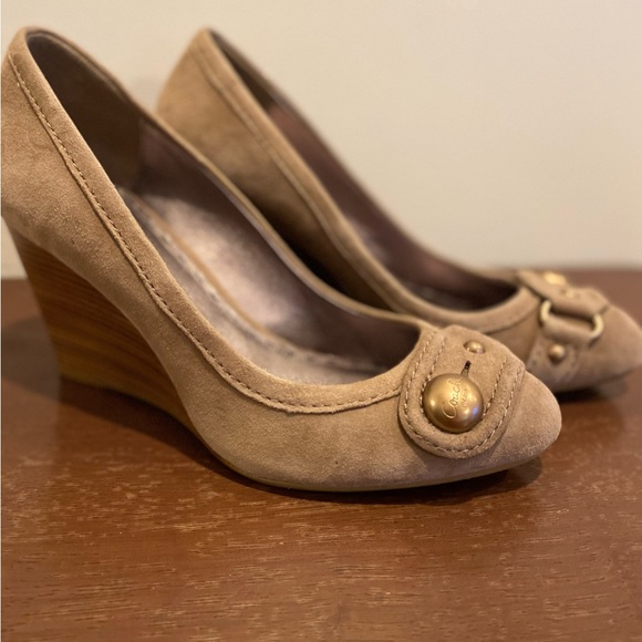 Coach, Size 9, Clay, Laney Kidsuede Wedge EUC - Picture 2 of 10